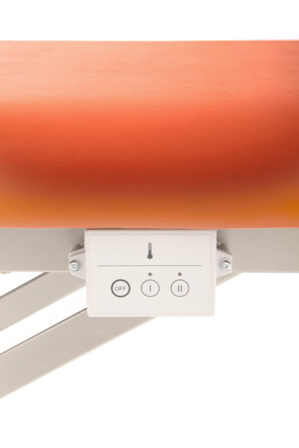 Detail bediening verwarming in electrische massagetafel | demassagetafel-specialist.nl